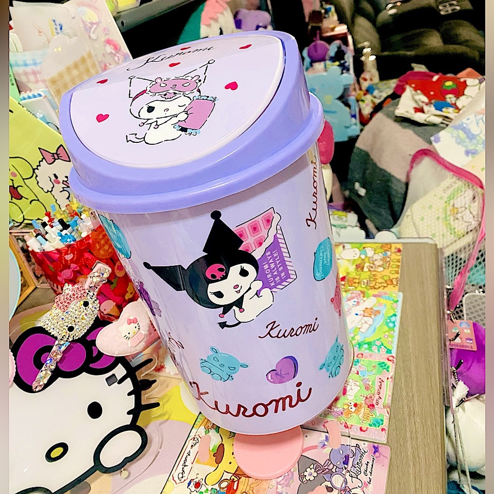 Kuromi trash bin